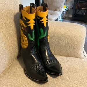 Rocket buster boots size 7